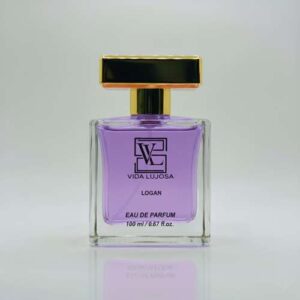 Logan by Vida LUJOSA — a refreshing burst of blackcurrant and apple sorbet, balanced with a warm woody base of white woods. Energetic, youthful, and long-lasting.